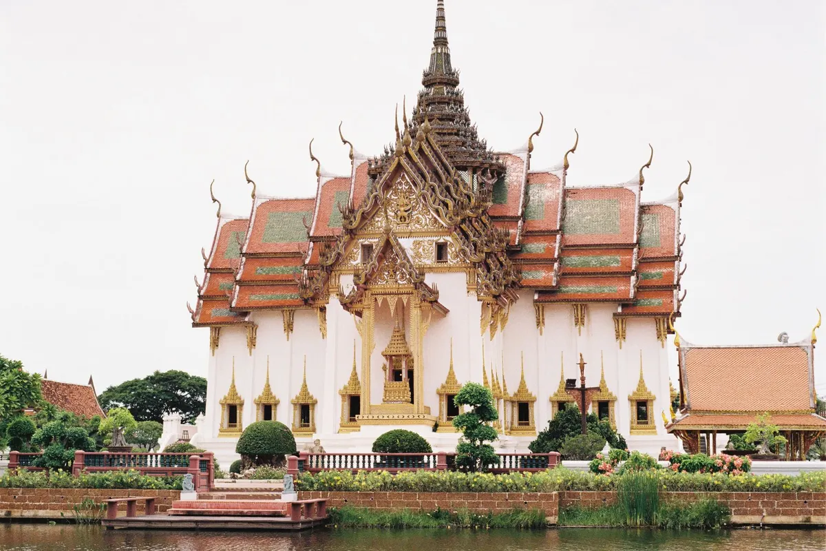 ศาลาวัดที่ใช้จัดงานทำบุญ (ภาพประกอบ)