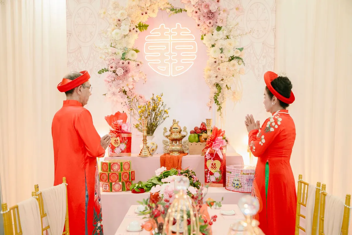 โต๊ะเตรียมของถวายในงานทำบุญ (ภาพประกอบ)