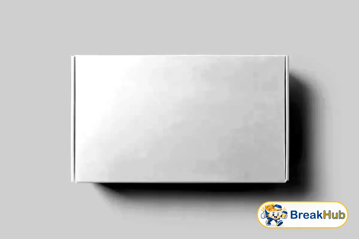 A plain white pastry box (illustration)
